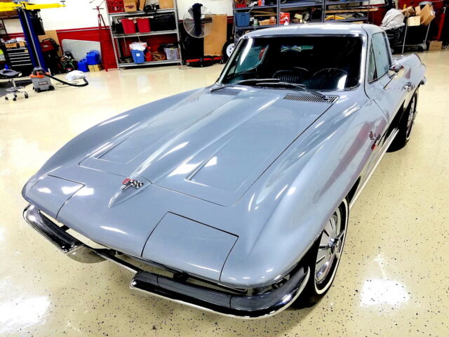 Chevrolet Corvette 1964 image number 1