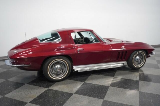 Chevrolet Corvette 1966 image number 14