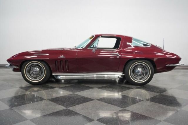 Chevrolet Corvette 1966 image number 2