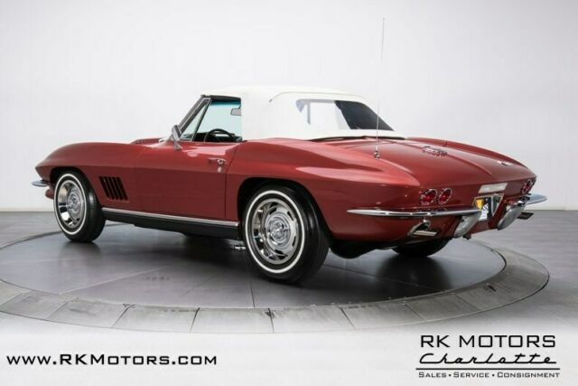 Chevrolet Corvette 1967 image number 32