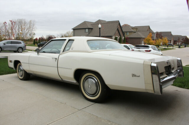 Cadillac Eldorado 1975 image number 26