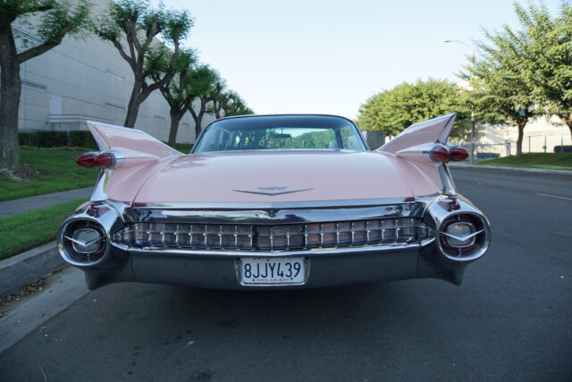 Cadillac Coupe de Ville 2 Door Hardtop 1959 image number 10