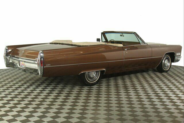 Cadillac CONVERTIBLE 1968 image number 4