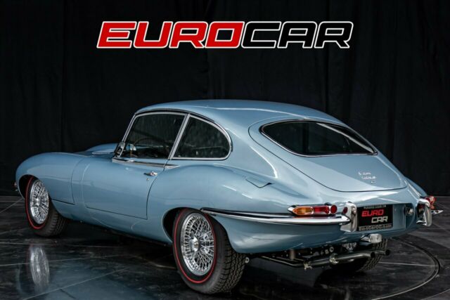 Jaguar E-Type 1966 image number 2