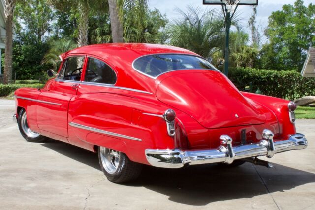 Oldsmobile Ninety-Eight 1950 image number 32