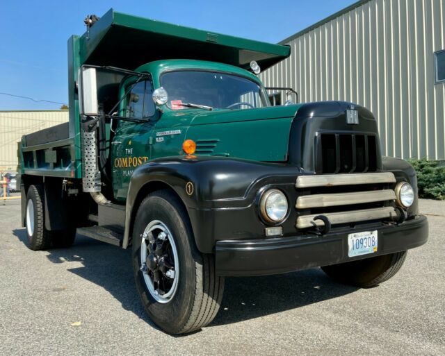 International Harvester R-185 1963 image number 0