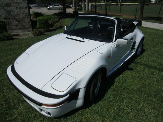 Porsche 911 1976 image number 25