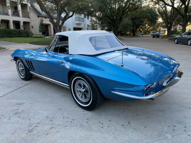 Chevrolet Corvette 1965 image number 32