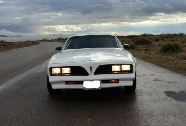 Pontiac Firebird 1978 image number 20