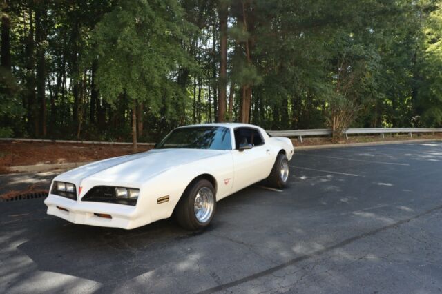 Pontiac Firebird 1978 image number 32