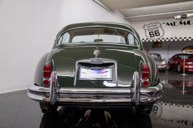 Jaguar XK150 3.8L 1961 image number 19