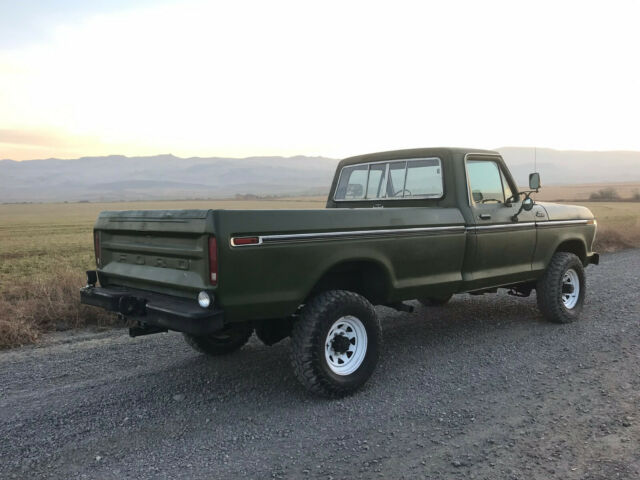 Ford F-350 1979 image number 32