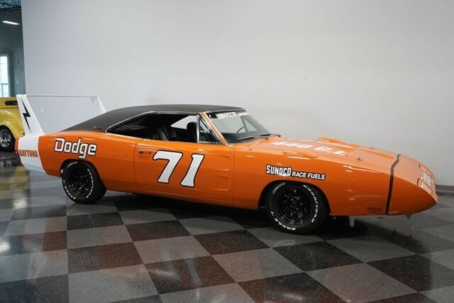 Dodge Charger 1970 image number 16