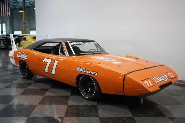 Dodge Charger 1970 image number 17