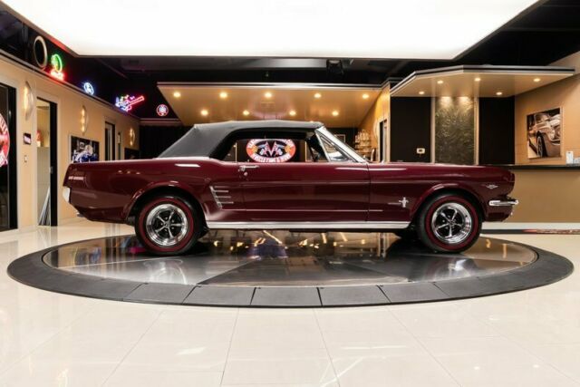 Ford Mustang 1966 image number 12