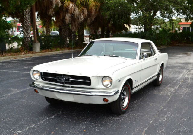 Ford Mustang 1965 image number 12