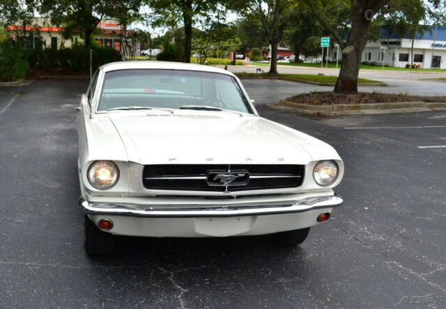 Ford Mustang 1965 image number 13