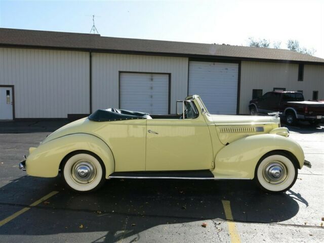 Packard Six Convertible! 1939 image number 11