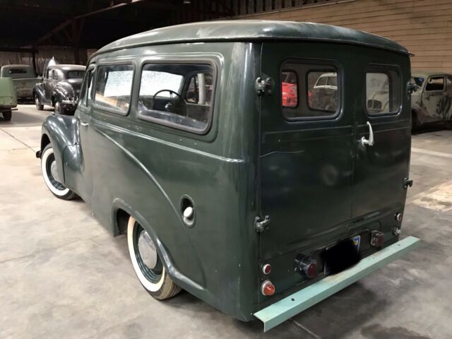 Austin Countryman Panel Van 1953 image number 1