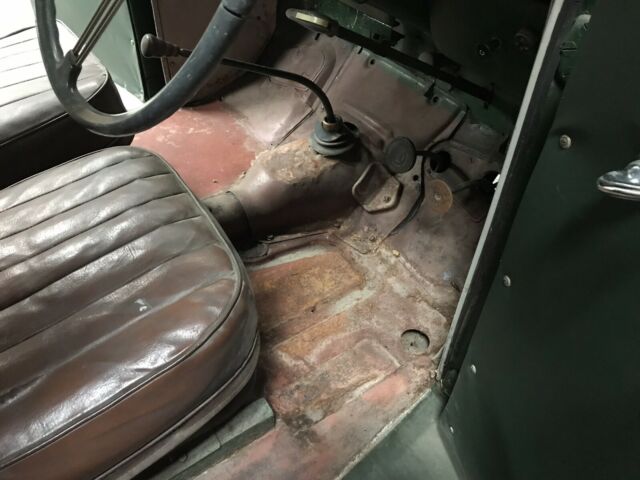 Austin Countryman Panel Van 1953 image number 10