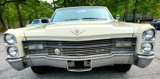 Cadillac DeVille 1966 image number 28