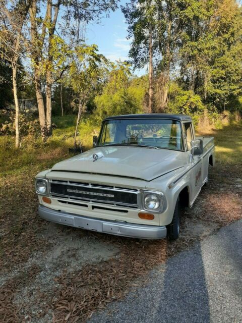 International Harvester 1000C 1968 image number 22