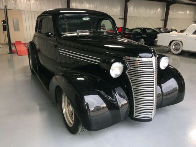 Chevrolet FIVE WINDOW COUPE 1938 image number 14