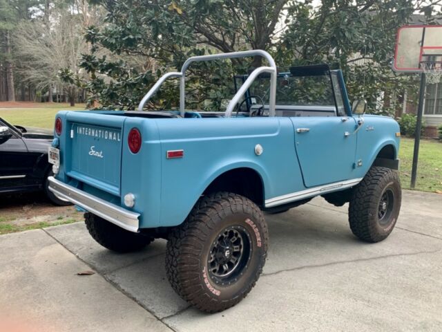 International Scout 1971 image number 11