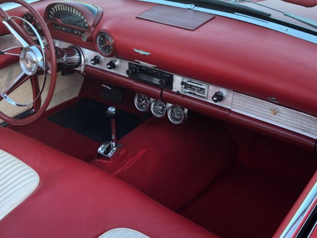 Ford Thunderbird 1956 image number 31