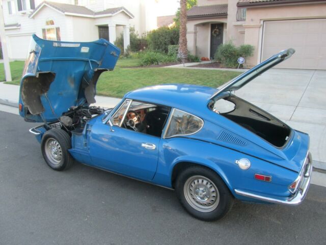 Triumph GT6 1972 image number 2