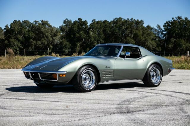 Chevrolet Corvette 1972 image number 0