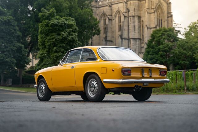 Alfa Romeo GTV 1750 1969 image number 37