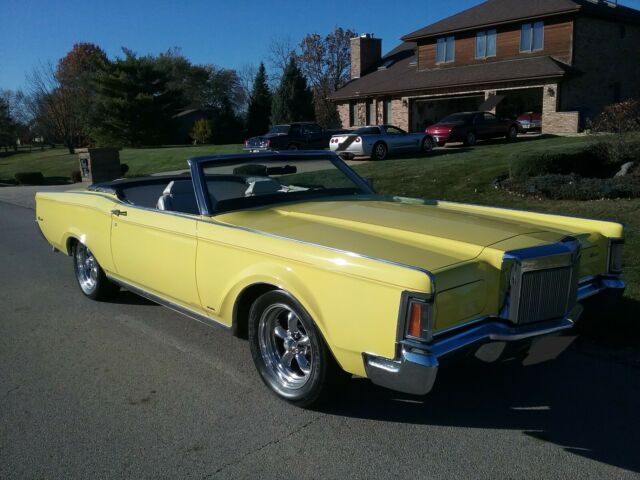 Lincoln Continental 1971 image number 21