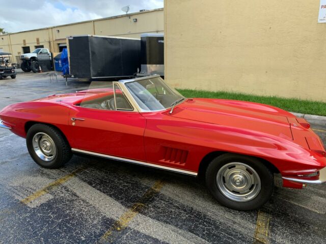 Chevrolet Corvette 1967 image number 32