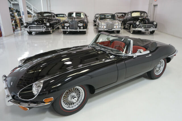 Jaguar E-Type 1971 image number 7