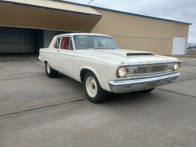 Dodge Coronet 1965 image number 30