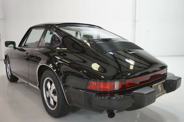 Porsche 911 1976 image number 5