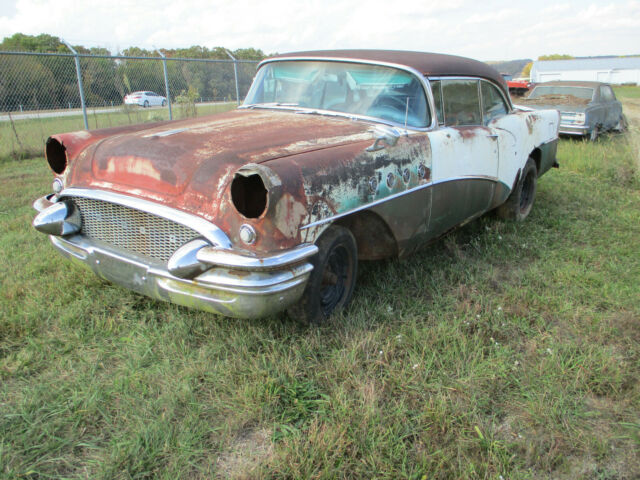 Buick Century 1955 image number 2