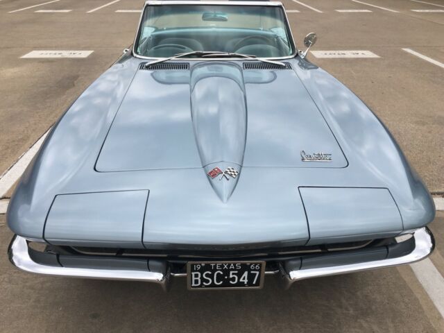 Chevrolet Corvette 1966 image number 14