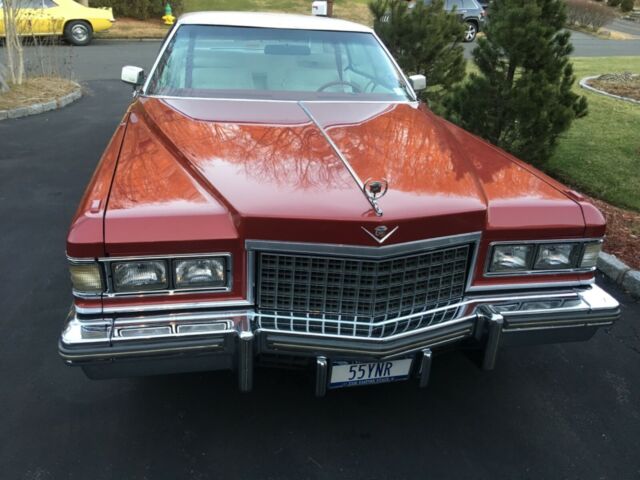 Cadillac DeVille 1976 image number 1