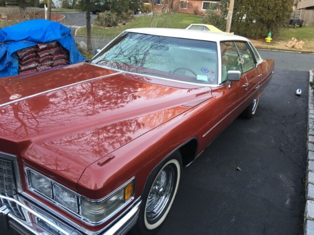 Cadillac DeVille 1976 image number 3