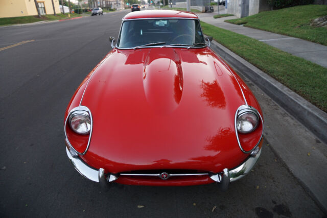 Jaguar E-Type 4.2L 6 cyl 2+2 5 spd manual Coupe 1968 image number 35