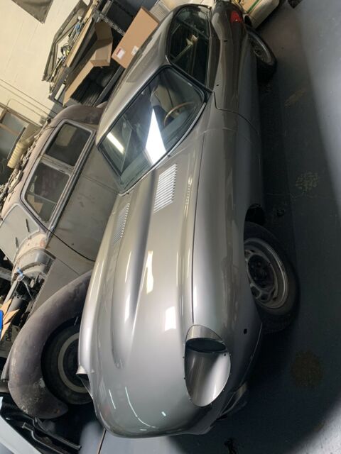 Jaguar E-Type 1969 image number 12