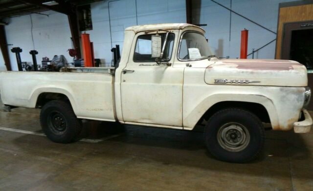 Ford F-100 1960 image number 0