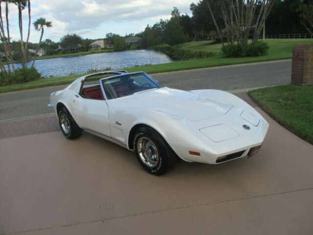 Chevrolet Corvette 1973 image number 44