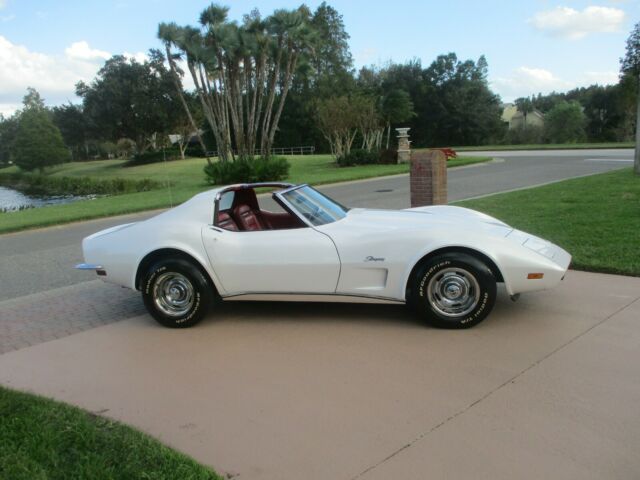 Chevrolet Corvette 1973 image number 7