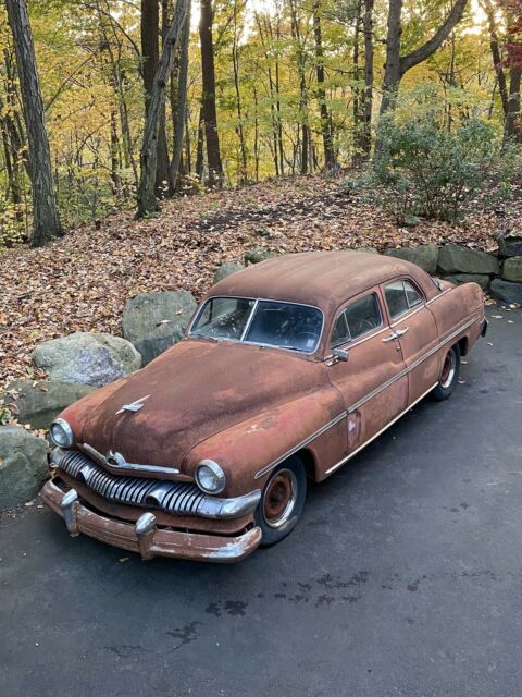 Mercury Sedan 1951 image number 1