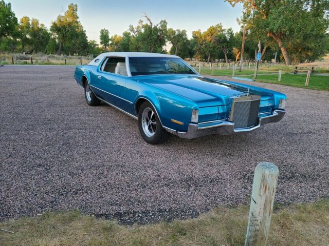 Lincoln Mark Series 1972 image number 1