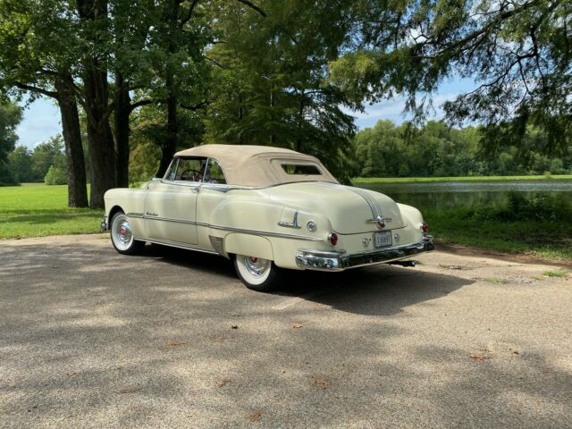 Pontiac Chieftain 1951 image number 29