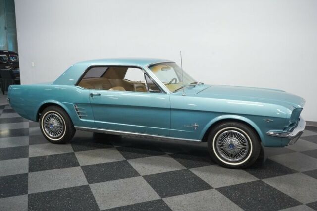 Ford Mustang 1966 image number 16